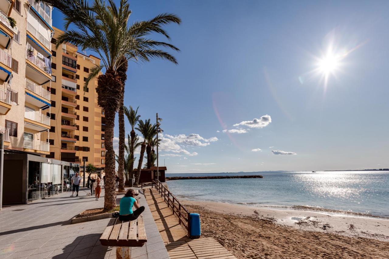 Apartment Studio Relax Almudena ตอร์เรเวียคา ภายนอก รูปภาพ