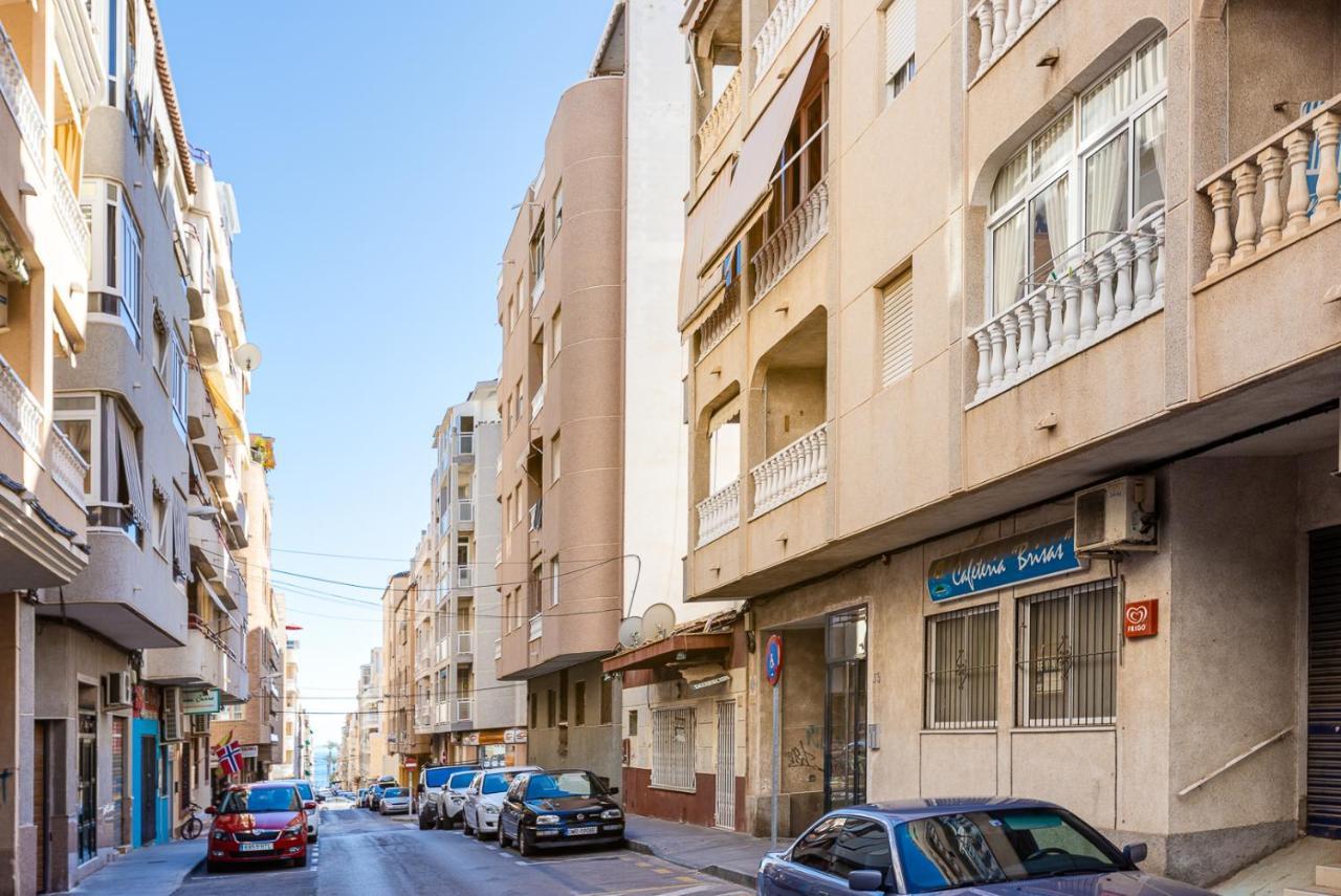 Apartment Studio Relax Almudena ตอร์เรเวียคา ภายนอก รูปภาพ
