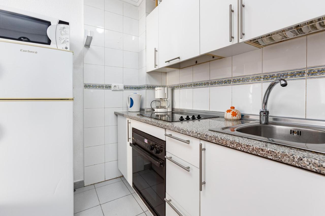 Apartment Studio Relax Almudena ตอร์เรเวียคา ภายนอก รูปภาพ